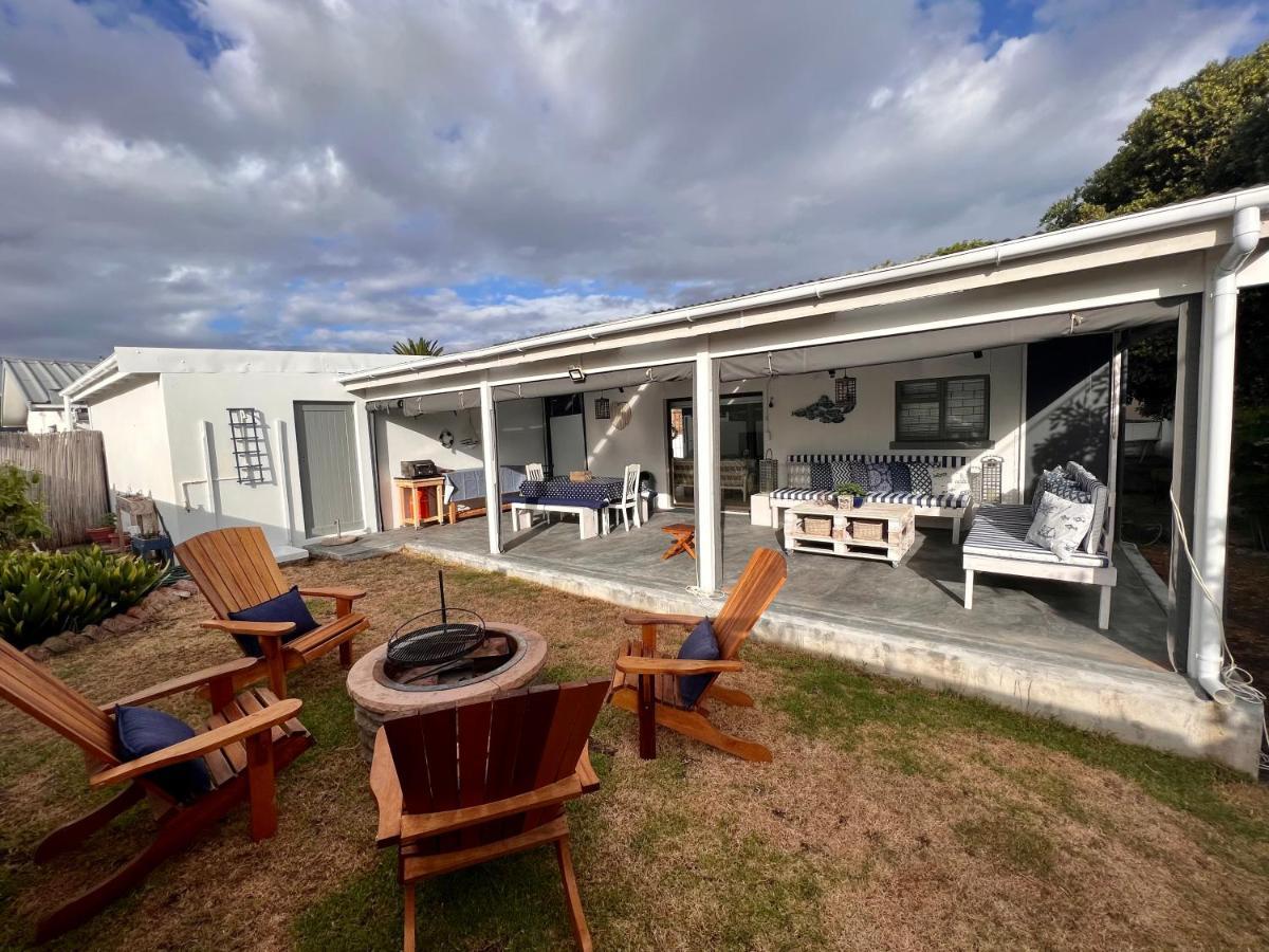 Adorable 2 Bedroom Cottage With Spacious Veranda Hermanus Exteriör bild